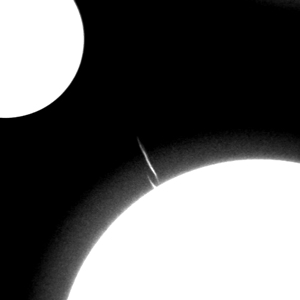 金属クラックのX線検査画像｜松定プレシジョン